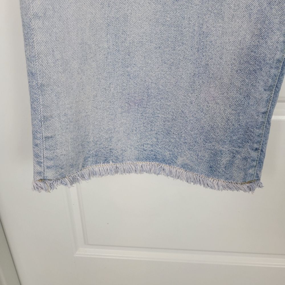 Anthropologie Pilcro The Joey light wash raw hem relaxed jeans size 31 Petite - Picture 4 of 10